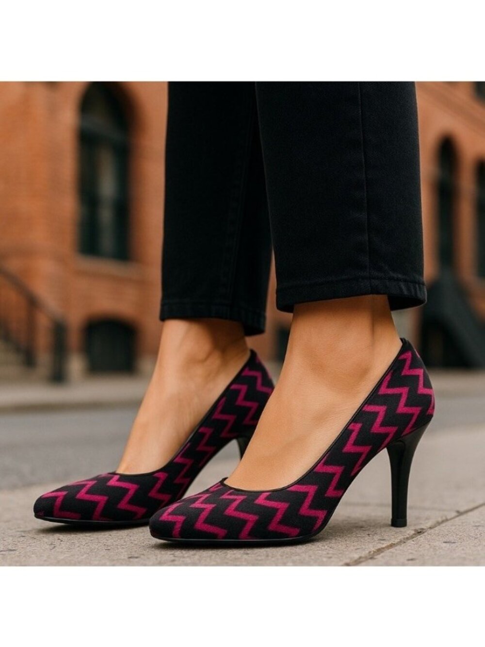 -Sofft Moselle Heels Womens Size 7.5 Pink Black Wave Stripe Calf Leather Pump